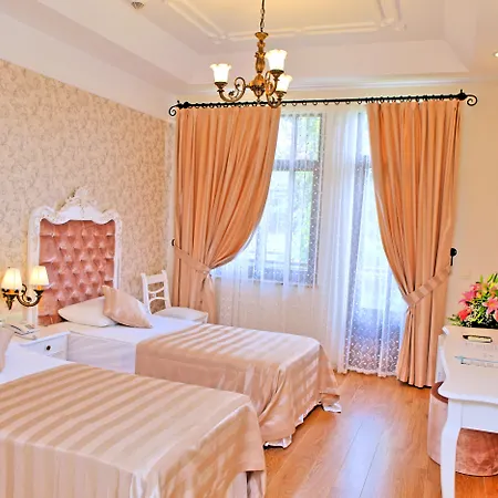 Aspen Kaleici Hotel 4*
